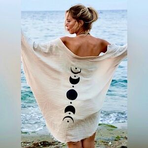 ✨SOLD LOCALLY✨Moon Phases Muslim Kimono Robe/Poncho